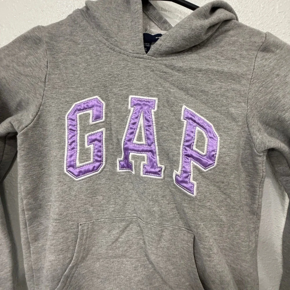 Gap Kids‎ Grey Pullover Hoodie Sweatshirt Lavender Logo Size M 8